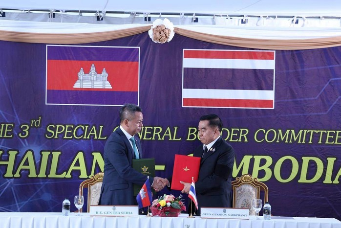 Th&aacute;i Lan - Campuchia ngừng bắn - Ảnh 1.