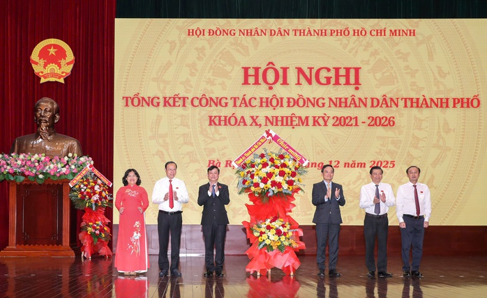 HĐND TPHCM kh&oacute;a X: Dấu ấn nhiệm kỳ vượt kh&oacute; trong bối cảnh chuyển động lớn - Ảnh 5.