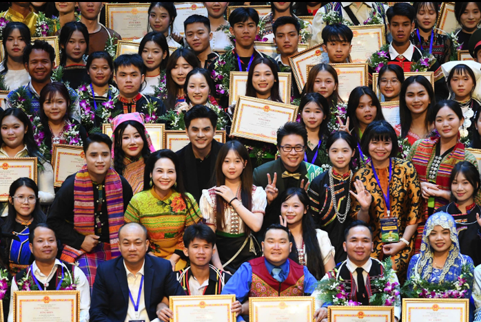 Vinh danh 150 học sinh, sinh vi&ecirc;n, thanh ni&ecirc;n d&acirc;n tộc thiểu số xuất sắc, ti&ecirc;u biểu năm 2025 - Ảnh 3.