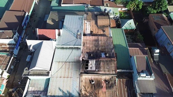 Vụ ch&aacute;y nh&agrave; ở Đắk Lắk: V&igrave; sao 4 người chết, b&eacute; 1 th&aacute;ng tuổi tho&aacute;t chết? - Ảnh 4.