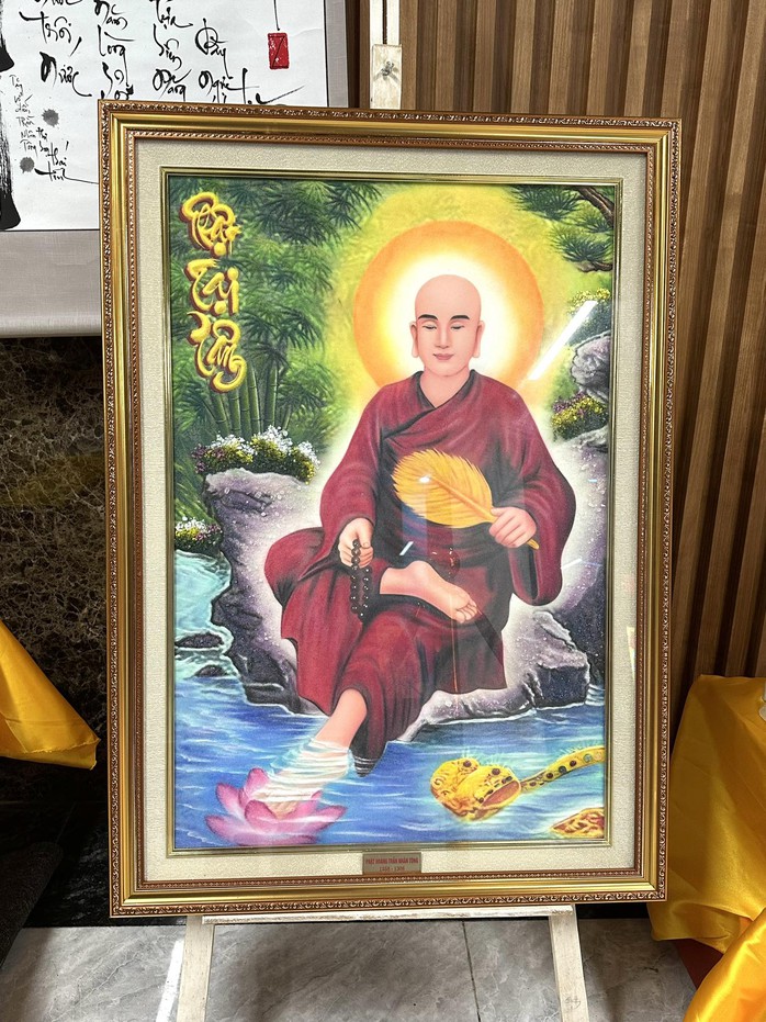 Giao duy&ecirc;n nghệ thuật trong kh&ocirc;ng gian vở "Trần Nh&acirc;n T&ocirc;ng", Minh Hải c&oacute; đ&ecirc;m sinh nhật &yacute; nghĩa - Ảnh 4.