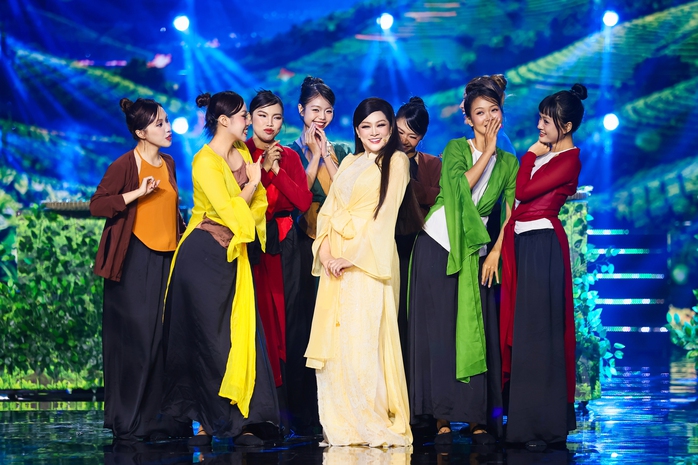 Hồ Văn Cường khiến kh&aacute;n giả vỡ &ograve;a  - Ảnh 14.