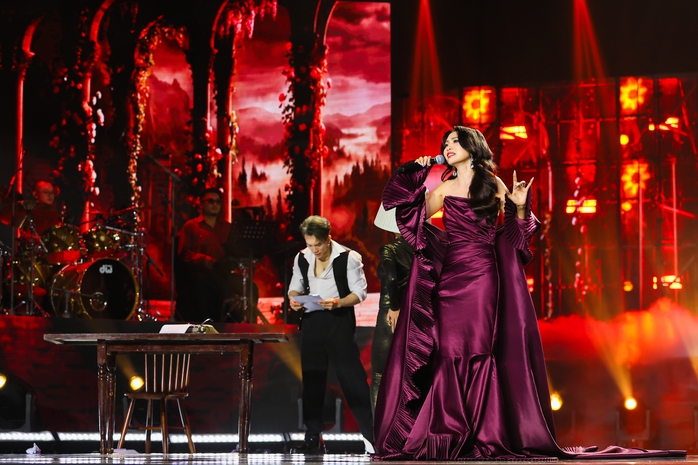 Hồ Văn Cường khiến kh&aacute;n giả vỡ &ograve;a  - Ảnh 16.