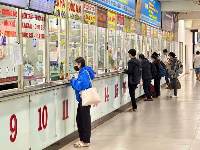Tết Dương lịch 2026, một bến xe TPHCM dự kiến tăng 50% lượng kh&aacute;ch - Ảnh 2.