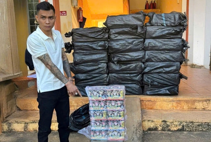 Bắt xe tải chở 315kg ph&aacute;o lậu tại gia Lai - Ảnh 1.