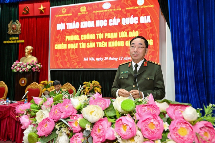 Bộ C&ocirc;ng an b&aacute;o động t&igrave;nh trạng lừa đảo trực tuyến g&acirc;y thiệt hại gần 40 . 000 Tỉ đồng - Ảnh 1.