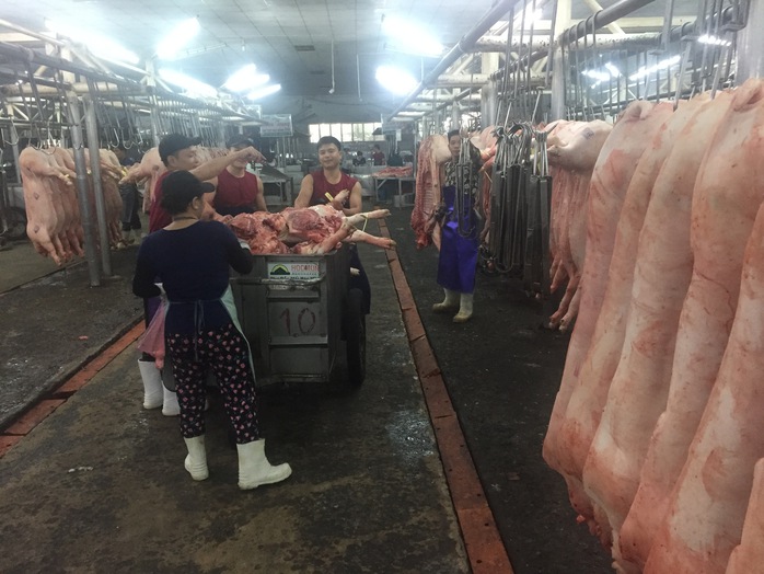 Gi&aacute; heo hơi h&ocirc;m nay, 30-12: Chợ đầu mối tiếp tục "đ&aacute;nh" gi&aacute; l&ecirc;n - Ảnh 1.