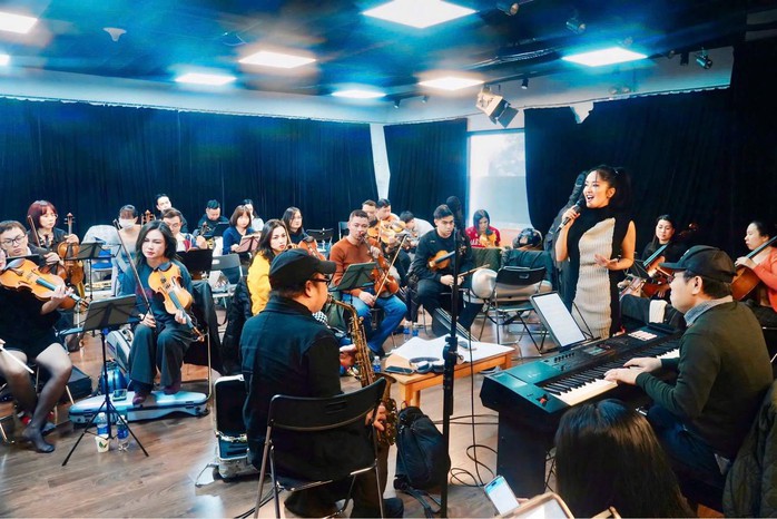 Vụ hủy show v&agrave;o ph&uacute;t ch&oacute;t: ca sĩ Hồng Nhung chưa nhận một đồng n&agrave;o - Ảnh 2.