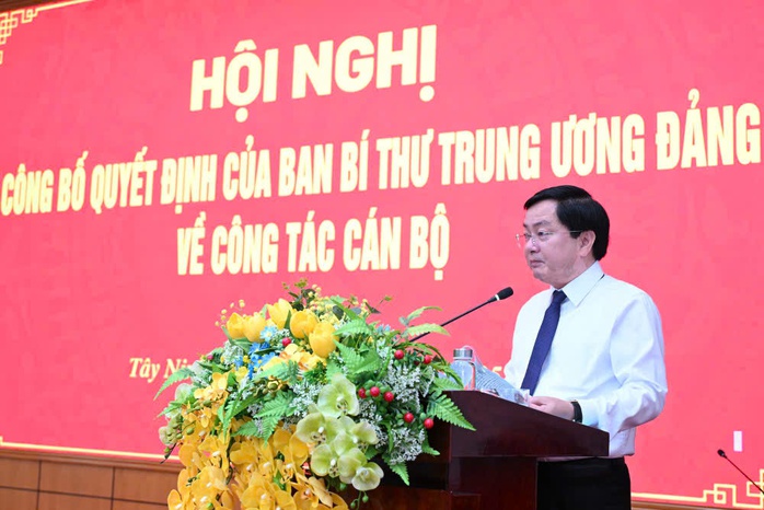T&acirc;y Ninh c&ocirc;ng bố quyết định bổ nhiệm c&aacute;n bộ mới từ Ban B&iacute; thư - Ảnh 2.