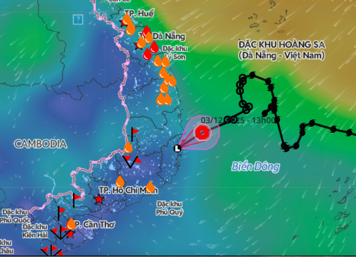Áp thấp nhiệt đới suy yếu , miền Trung chuẩn bị ứng phó với mưa lớn - Ảnh 1. Áp thấp nhiệt đới suy yếu , miền Trung chuẩn bị ứng phó với mưa lớn - Ảnh 1.