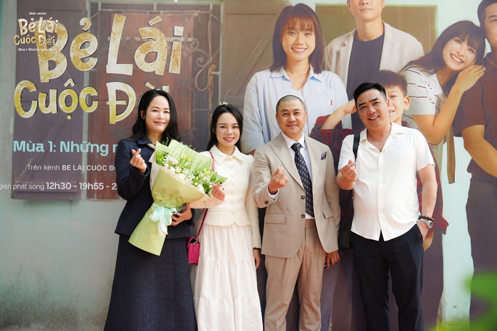 Ra mắt phim "Bẻ lái cuộc đời" trên nền tảng số - Ảnh 2.