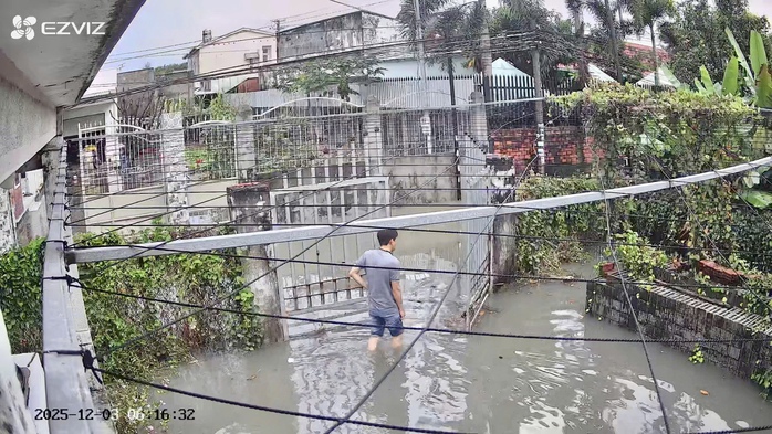 Khu vực Bà Rịa - Vũng Tàu cũ xuất hiện mưa lớn trong đêm - Ảnh 2.