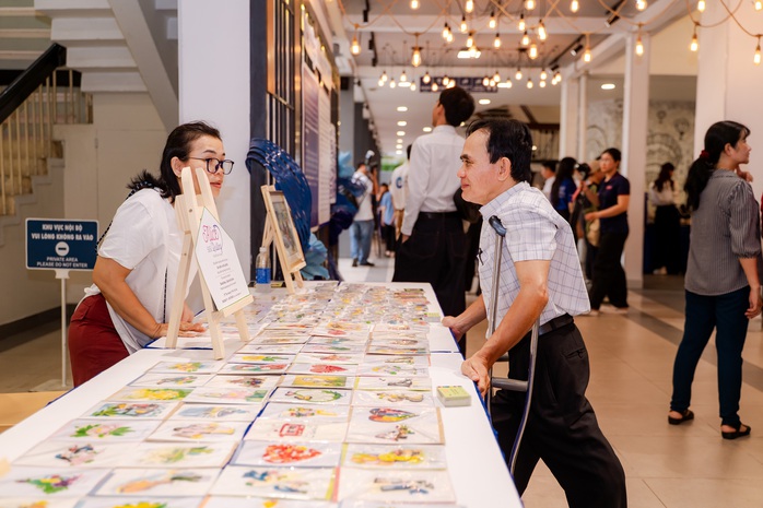 Tuyển dụng "Không nhận người khuyết tật": Đặc thù công việc hay sự phân biệt đối xử? - Ảnh 3.