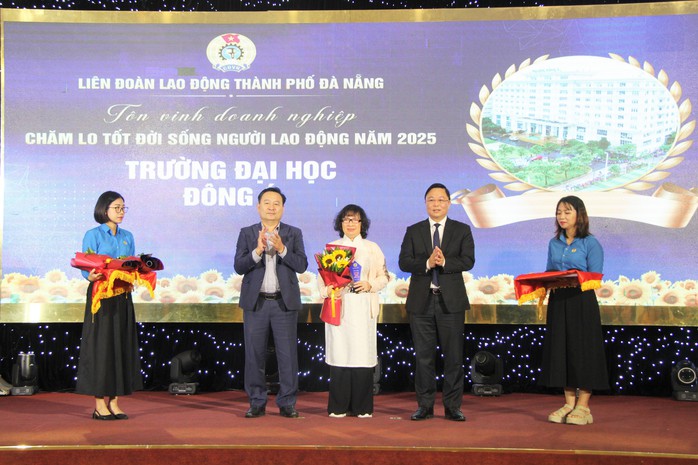 C&ocirc;ng đo&agrave;n Đ&agrave; Nẵng: Hơn 133 tỉ đồng hỗ trợ người lao động, t&ocirc;n vinh 56 doanh nghiệp ti&ecirc;u biểu - Ảnh 2.