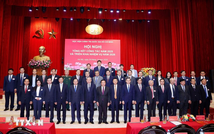 Tổng B&iacute; thư T&ocirc; L&acirc;m: Đ&agrave;o tạo c&aacute;n bộ xuất ph&aacute;t từ nhu cầu của Đảng, của đất nước v&agrave; ch&iacute;nh người học - Ảnh 3.