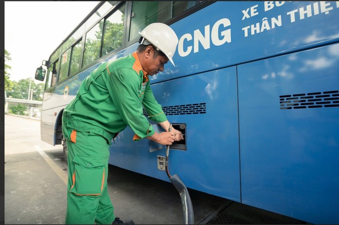 Đ&agrave;m ph&aacute;n th&agrave;nh c&ocirc;ng vụ 500 xe bu&yacute;t chạy kh&iacute; CNG tại TPHCM trước thời điểm 2026 - Ảnh 3.