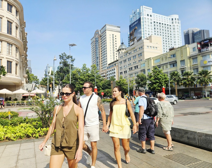 - Ảnh 3. - Ảnh 3.