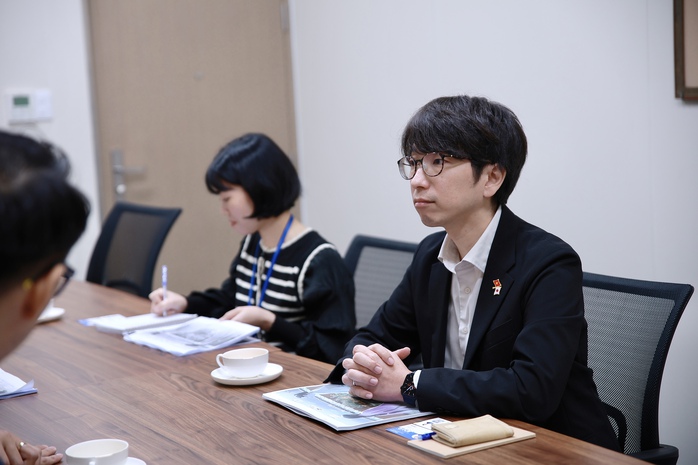 Luk V&acirc;n mang "C&ocirc;ng Nữ Ngọc Hoa" đi Đ&agrave; Nẵng - Ảnh 2.