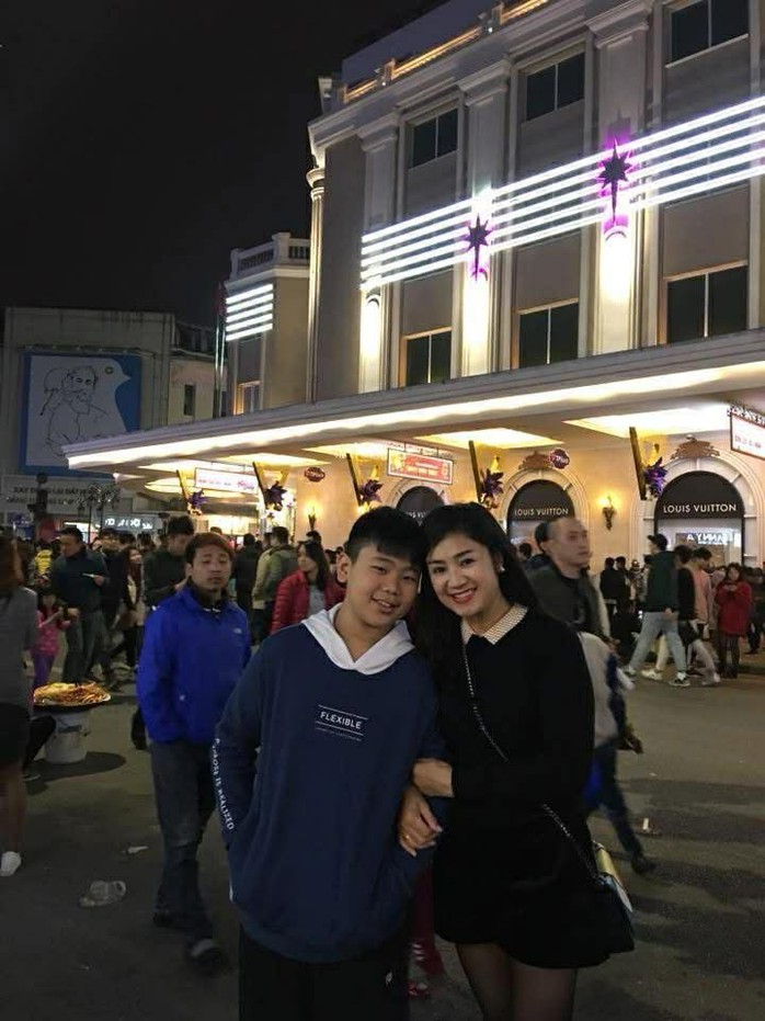 NSND Thu H&agrave;: Bữa tối đầu năm với con trai v&agrave; k&yacute; ức về đồng nghiệp, giải Mai V&agrave;ng - Ảnh 5.
