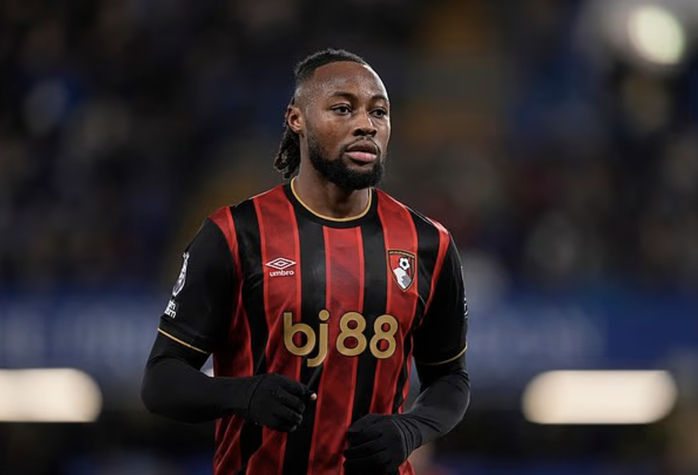 Man City tăng tốc thương vụ ch&acirc;n s&uacute;t Semenyo 65 triệu bảng - Ảnh 2.