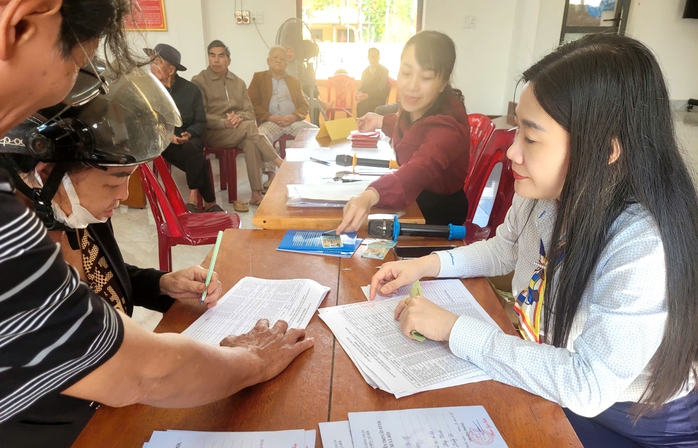 Gần 170.000 người ở Quảng Trị nhận qu&agrave; Tết của Đảng, Nh&agrave; nước - Ảnh 2.