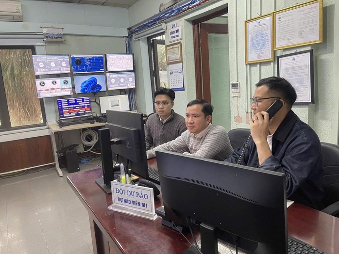 - Ảnh 4. - Ảnh 4.