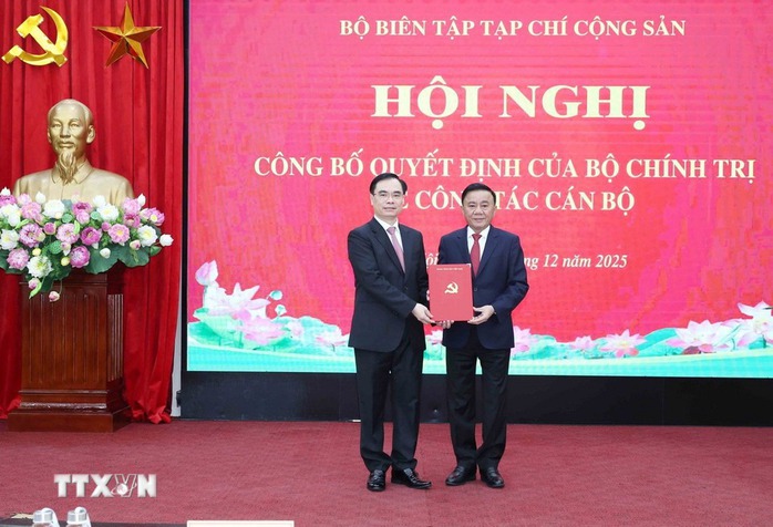 Bộ Ch&iacute;nh trị bổ nhiệm &ocirc;ng Dương Trung &Yacute; l&agrave;m Tổng Bi&ecirc;n tập Tạp ch&iacute; Cộng sản - Ảnh 1.