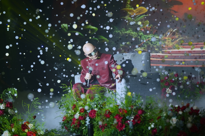 Phan Đinh T&ugrave;ng đ&oacute;n tuổi 50 ra sao?  - Ảnh 3.