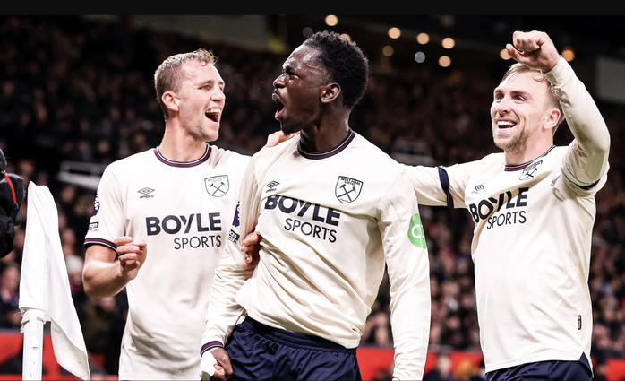 Đánh rơi chiến thắng sân nhà, Man United lỡ Top 5 Ngoại hạng - Ảnh 5.