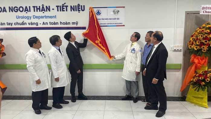 Làm chủ hàng loạt kỹ thuật khó, Bệnh viện Nhi đồng 1 dẫn đầu tạo hình dị tật sinh dục trẻ em - Ảnh 1.