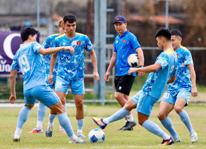 Tiền đạo "lò" Hoàng Anh Gia Lai tự tin sẽ giúp U22 Việt Nam vượt qua Malaysia - Ảnh 4.