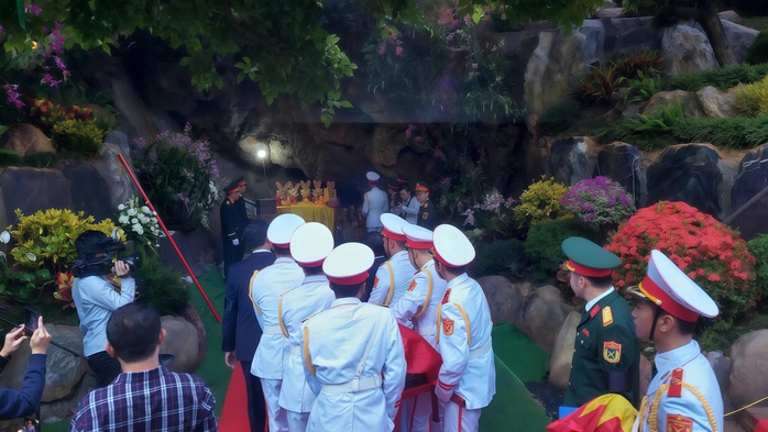 GIỮA LÒNG DI SẢN, KÝ ỨC TRƯỜNG SƠN SỐNG DẬY (*): Những nấm mộ tuổi hai mươi giữa đại ngàn - Ảnh 1.