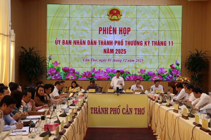 Chủ tịch UBND TP Cần Thơ giao nhiệm vụ nóng cho sở ngành cuối năm 2023 - Ảnh 2. Chủ tịch UBND TP Cần Thơ giao nhiệm vụ nóng cho sở ngành cuối năm 2023 - Ảnh 2.