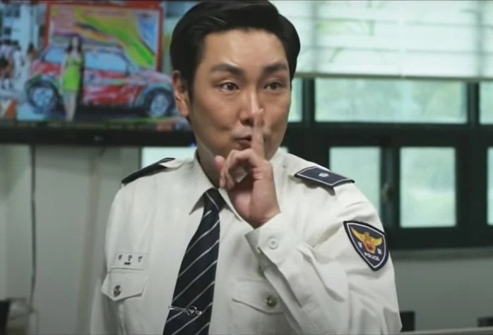 Tài tử "Tín hiệu" bác bỏ cáo buộc hiếp dâm thời tuổi trẻ - Ảnh 2.