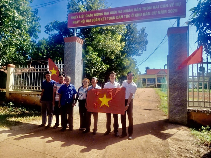 Đồng Nai có thêm tuyến “Đường cờ Tổ quốc” - Ảnh 2.