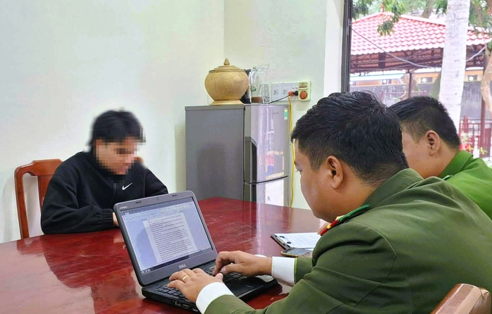 Đăng tin ăn bát phở bị "chặt chém" 300.000 đồng ở Sầm Sơn để câu like bán hàng - Ảnh 2.