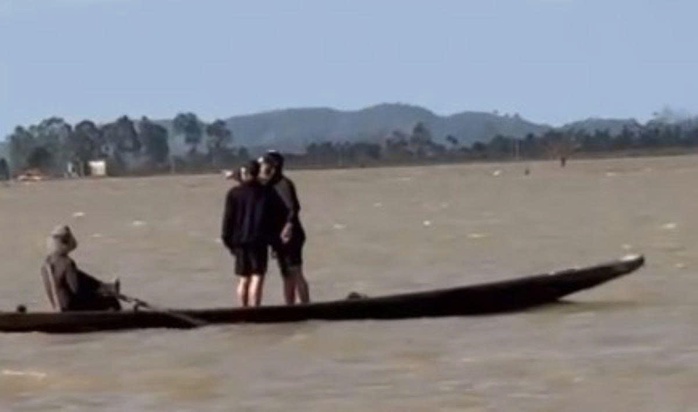 Hai mẹ con tử vong thương tâm do đuối nước dưới ruộng ở Đắk Lắk - Ảnh 1. Hai mẹ con tử vong thương tâm do đuối nước dưới ruộng ở Đắk Lắk - Ảnh 1.