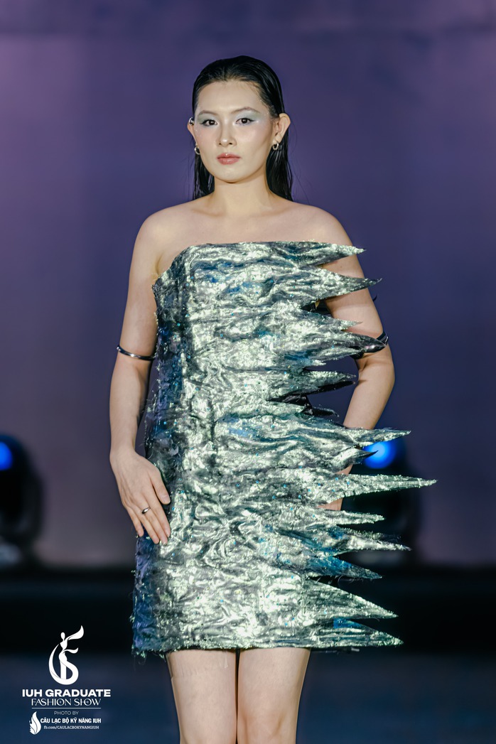 Urban Silence - khi thành phố tĩnh lặng để thời trang lên tiếng - Ảnh 4.