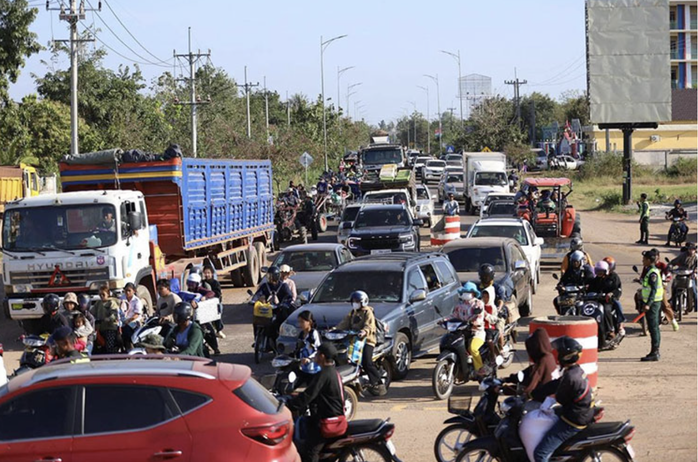 Kêu gọi Thái Lan - Campuchia kiềm chế - Ảnh 1. Kêu gọi Thái Lan - Campuchia kiềm chế - Ảnh 1.