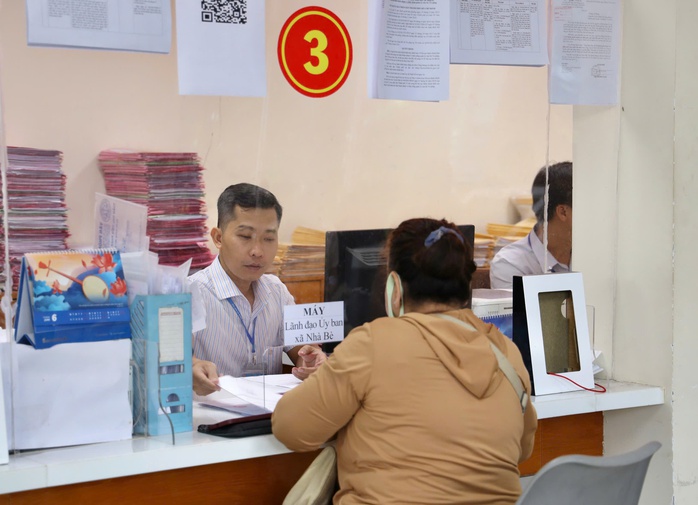 TPHCM sắp xếp 1.052 công chức thừa và 935 công chức thiếu - Ảnh 2.