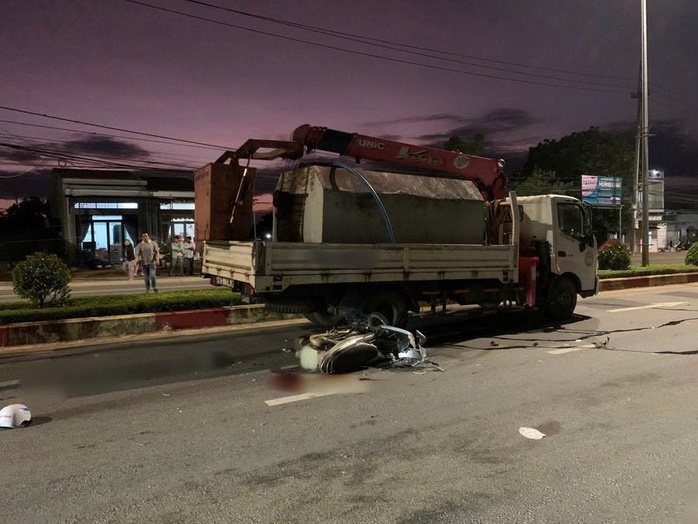 Tai nạn giao thông tại gia Lai khiến người đàn ông tử vong thương tâm - Ảnh 1.