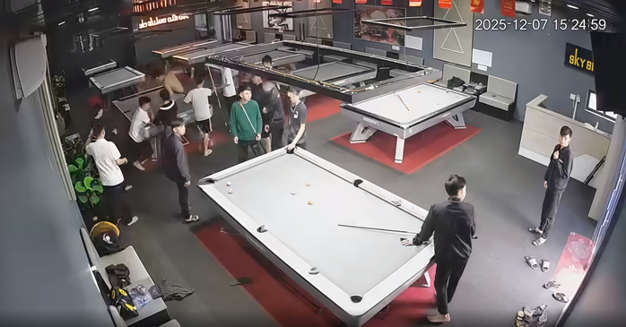 Điều tra vụ nam thanh ni&ecirc;n tử vong tại qu&aacute;n bi - a ở Ba Đồn - Ảnh 1.