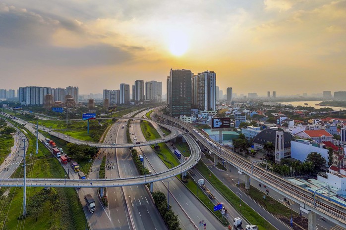 MỞ ĐƯỜNG CHO TP HCM TĂNG TỐC, VƯƠN TẦM: Không xin tiền, chỉ xin cơ chế - Ảnh 1. MỞ ĐƯỜNG CHO TP HCM TĂNG TỐC, VƯƠN TẦM: Không xin tiền, chỉ xin cơ chế - Ảnh 1.