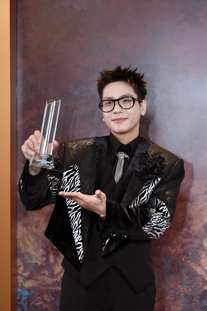 Qu&acirc;n A.P được vinh danh tại Male Icon Awards 2025  - Ảnh 3.