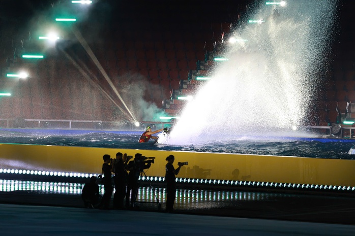 Nhiều "sạn" trong buổi lễ khai mạc SEA Games 33 - Ảnh 8.