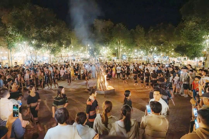 Măng Đen đón hơn 200.000 lượt du khách dịp Tết- Ảnh 1. Măng Đen đón hơn 200.000 lượt du khách dịp Tết- Ảnh 1.