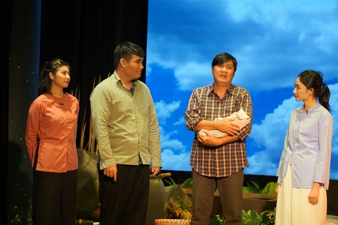 Ước vọng ngày xuân, tìm nhân tố mới cho làng kịch- Ảnh 5. Ước vọng ngày xuân, tìm nhân tố mới cho làng kịch- Ảnh 5.