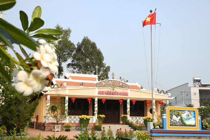 Thăm đền Bình Kính, nghe chuyện người mở cõi Phương Nam- Ảnh 7. Thăm đền Bình Kính, nghe chuyện người mở cõi Phương Nam- Ảnh 7.