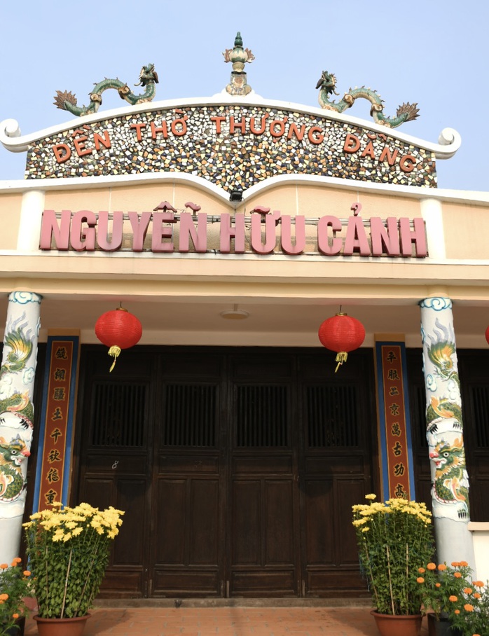 Thăm đền Bình Kính, nghe chuyện người mở cõi Phương Nam- Ảnh 3. Thăm đền Bình Kính, nghe chuyện người mở cõi Phương Nam- Ảnh 3.
