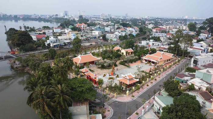 Thăm đền Bình Kính, nghe chuyện người mở cõi Phương Nam- Ảnh 1. Thăm đền Bình Kính, nghe chuyện người mở cõi Phương Nam- Ảnh 1.